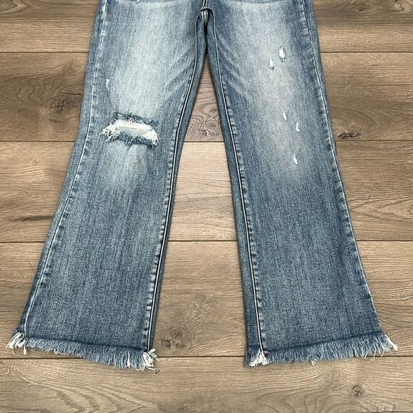Risen High Rise Crop Boot Cut Fray Blue Jeans‎ Size 28 - Picture 4 of 14
